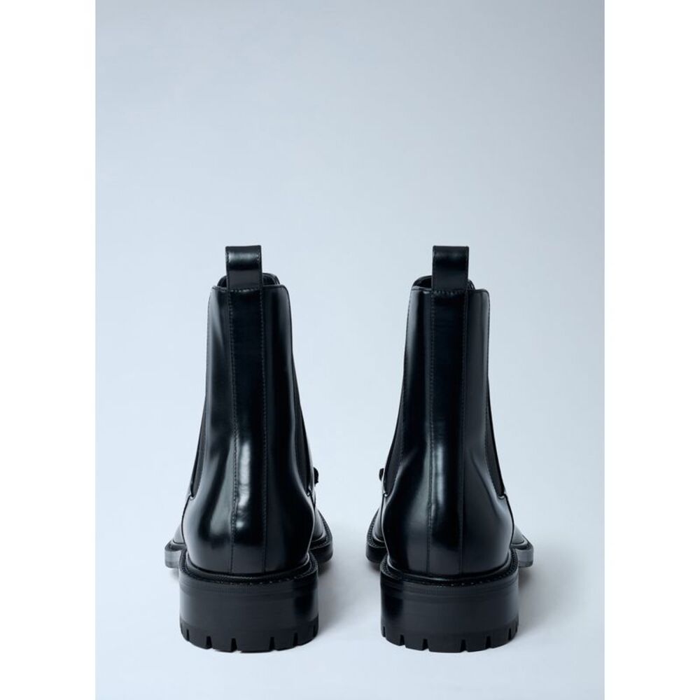 Saint Laurent Men Joe Chelsea Boots - Picture 5 of 6